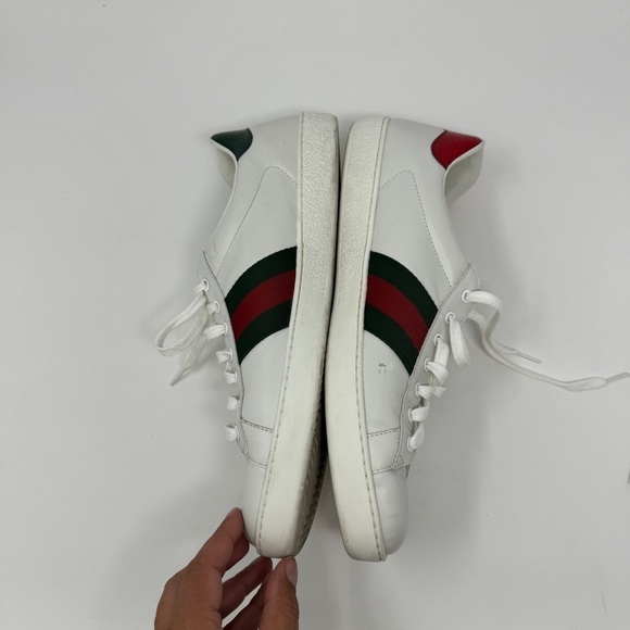 GUCCI Ace Embroidered Gold Bee White Sneakers with Red and Green Stripe - Picture 9 of 12
